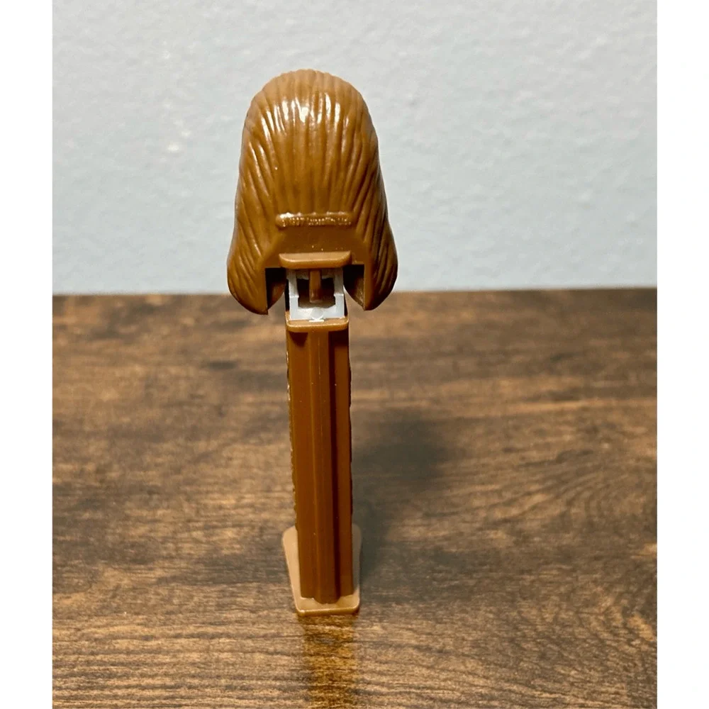 Vintage 1997 PEZ Candy Dispenser Star Wars Chewbacca Made In Slovenia